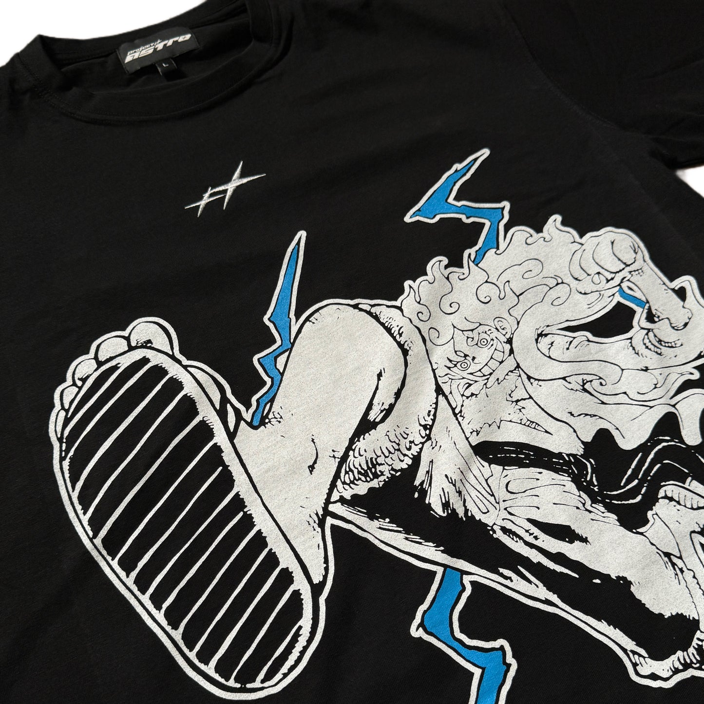 GEAR 5TH GIGANT GRAPHIC TSHIRT